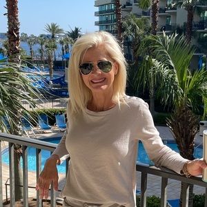 Meet your Posher, Donna